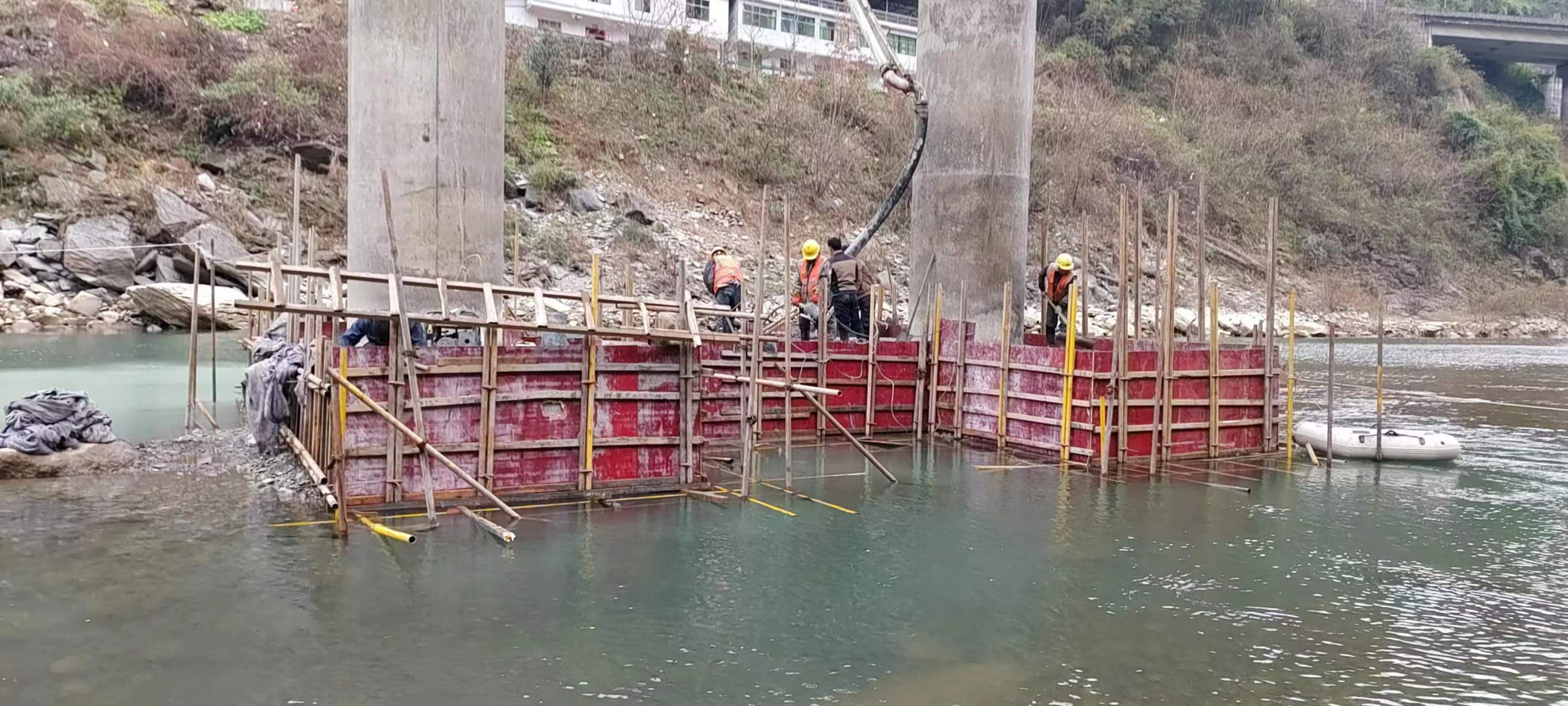 舟山水利工程施工中堤坝渗漏原因以及防渗加固技术